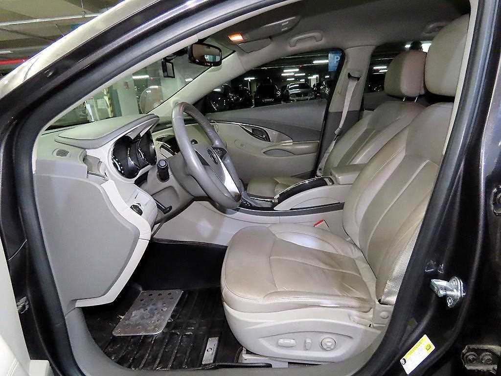 DAEWOO Alpheon - Vista 6