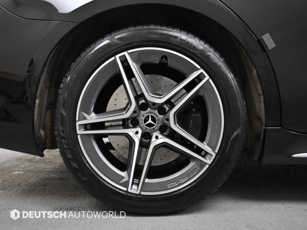 Mercedes Benz S Class - Vista 5