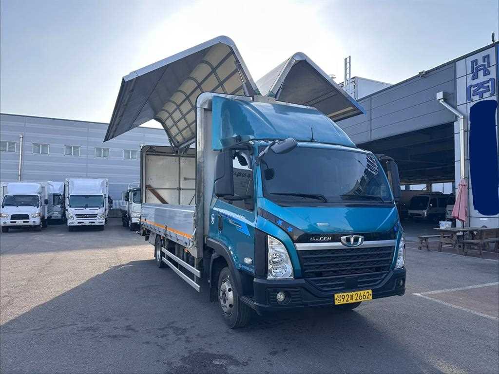 medium and large cargo truck - Vista 10