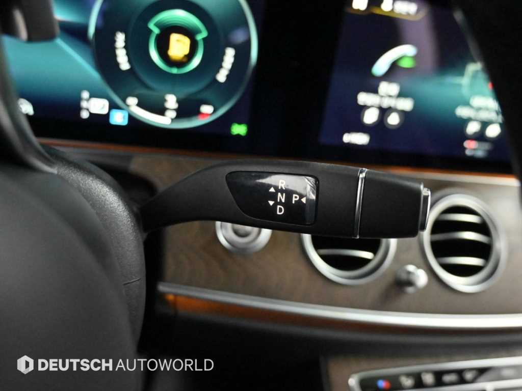 Mercedes Benz E class - Vista 9