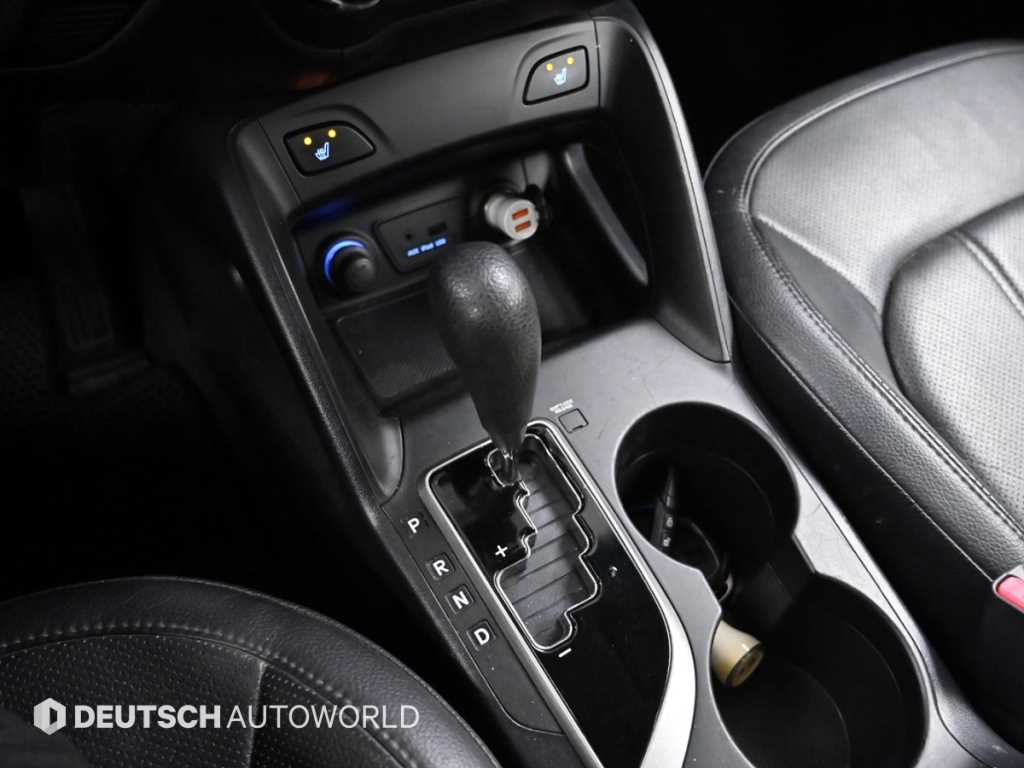 HYUNDAI Tucson - Vista 9