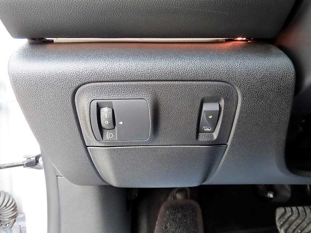 SAMSUNG SM6 - Vista 12