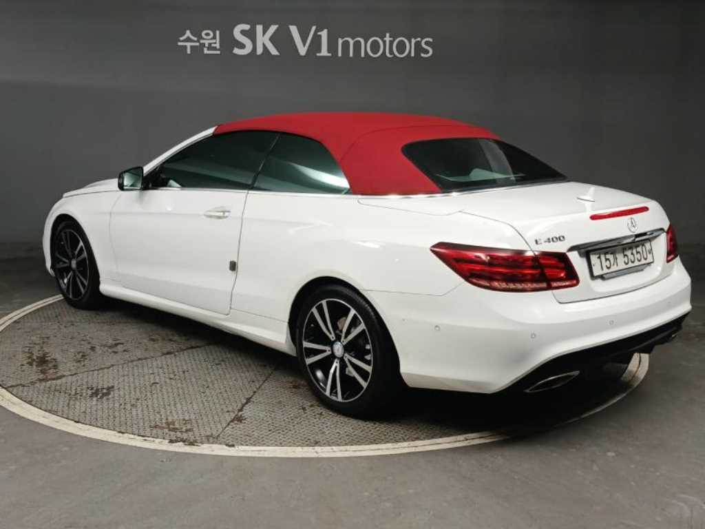 Mercedes Benz E class - Vista 3