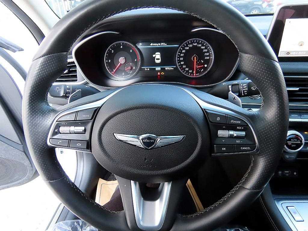 Genesis G70 - Vista 7