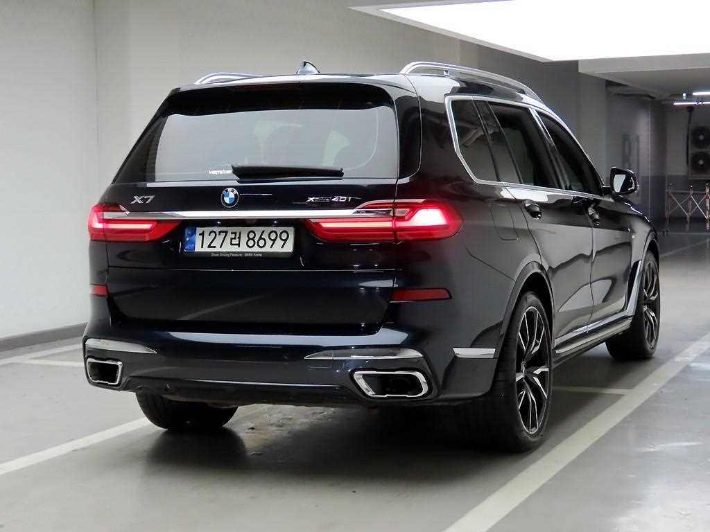 BMW X7 - Vista 4
