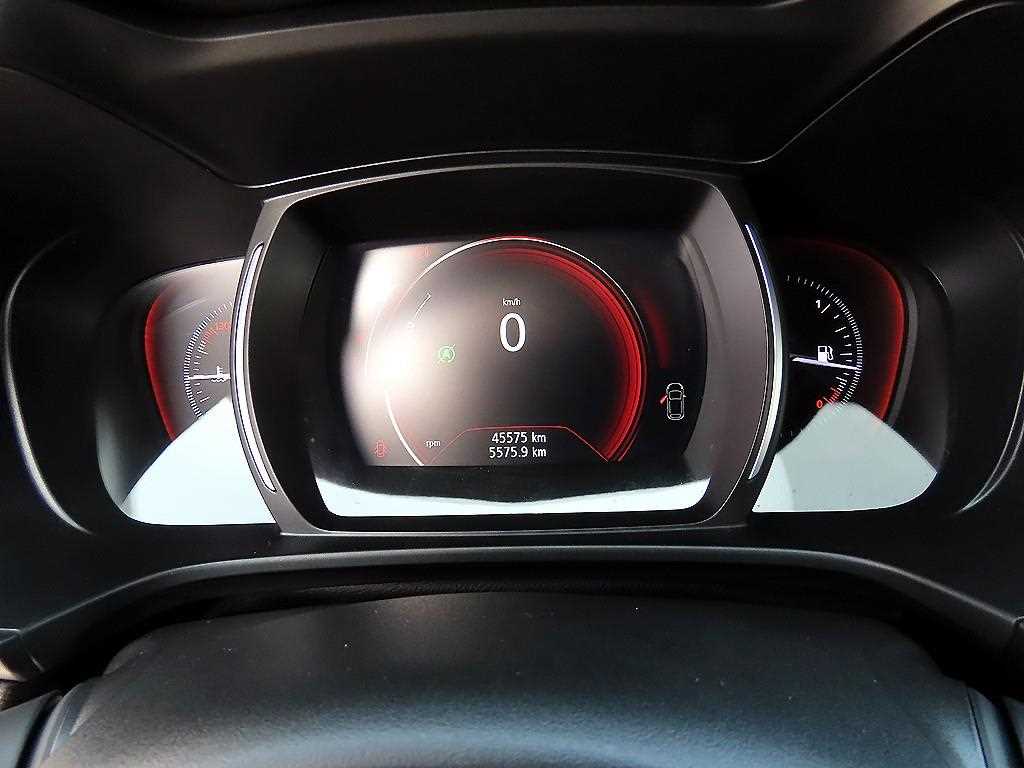 SAMSUNG QM6 - Vista 9