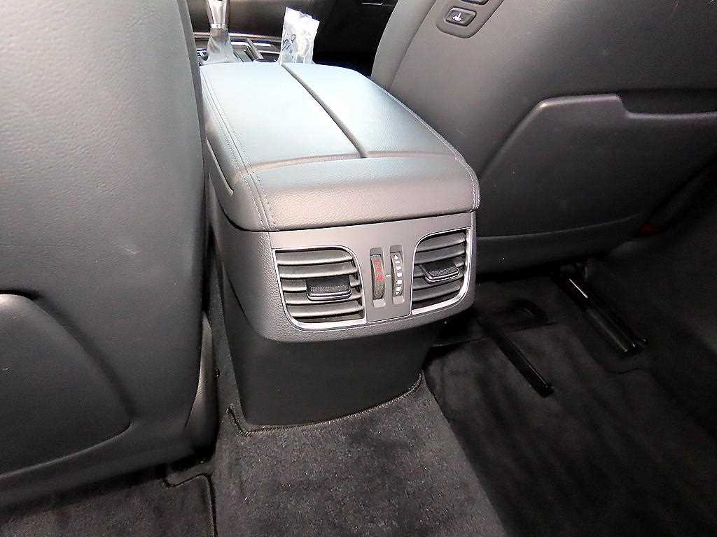 HYUNDAI Genesis 2015 Negro - Importación desde Corea - HF Imports Iquique - Foto 17