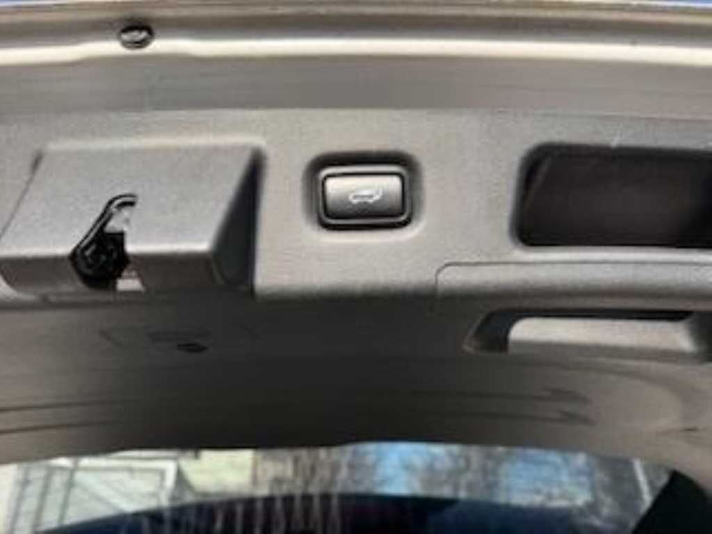 HYUNDAI Santa Fe - Vista 10