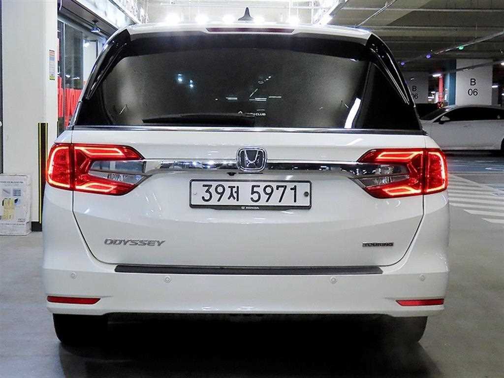 Honda Odyssey - Vista 5