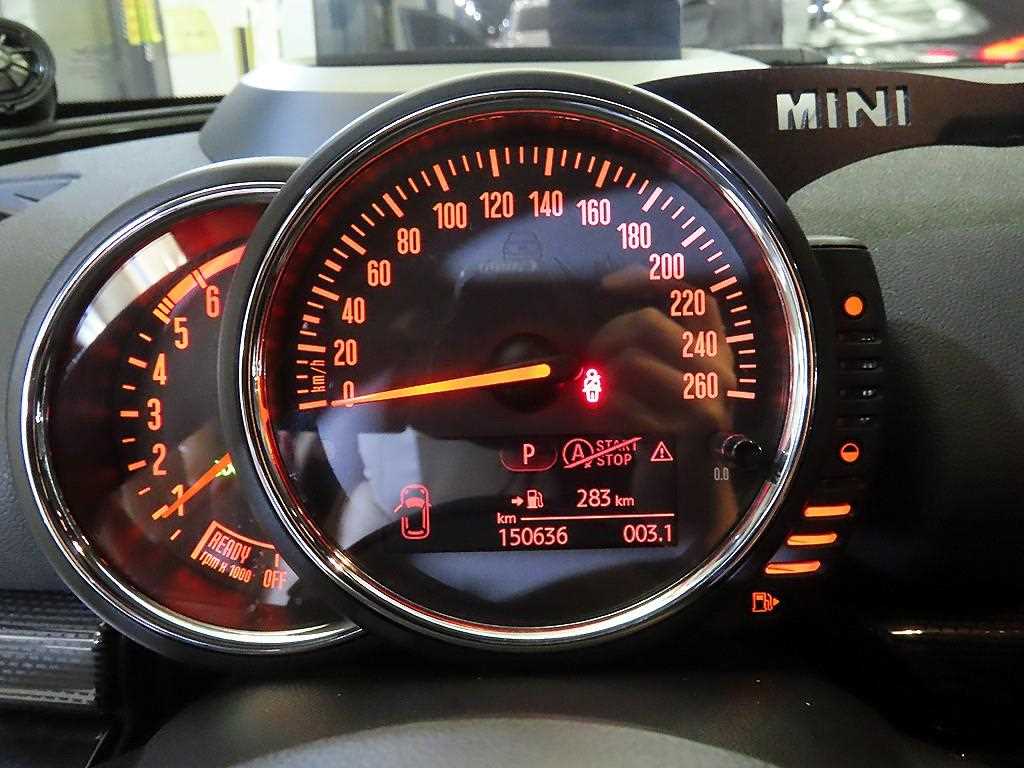 Mini Clubman - Vista 9