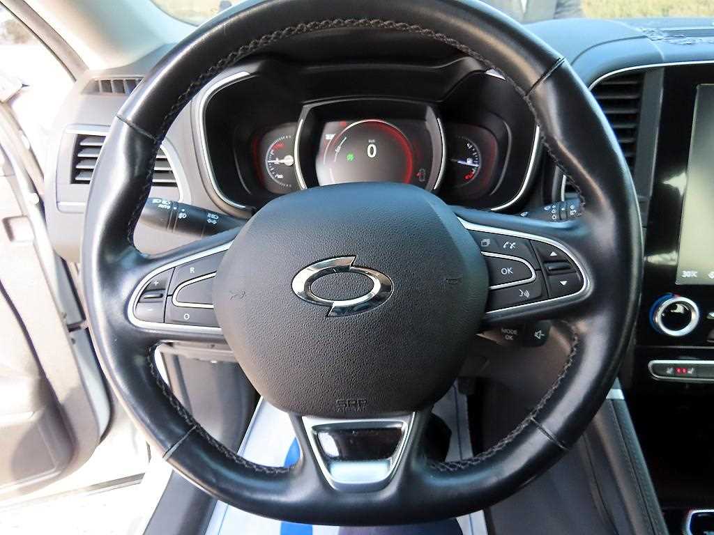 SAMSUNG QM6 - Vista 8