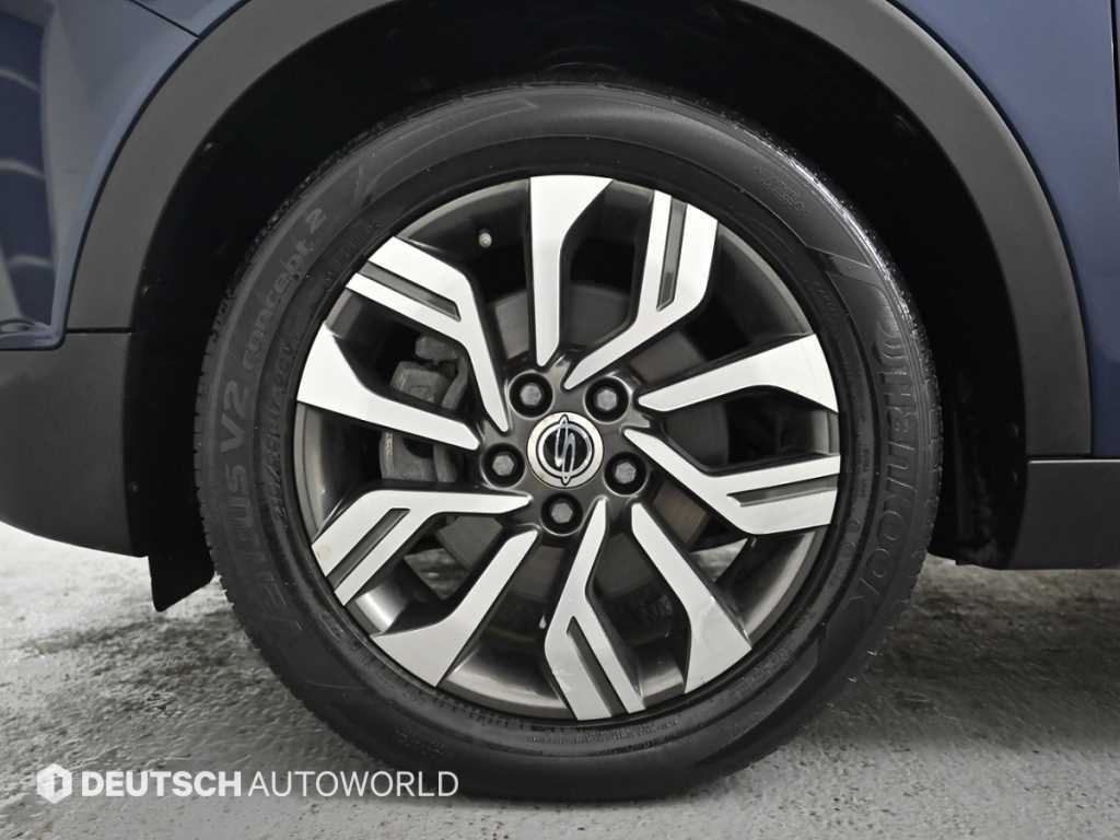 Ssangyong Tivoli - Vista 5