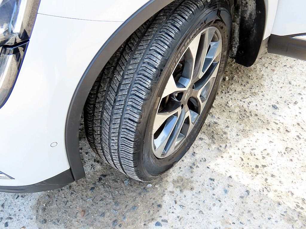 SAMSUNG QM6 2017 Blanco - Importación desde Corea - HF Imports Iquique - Foto 19