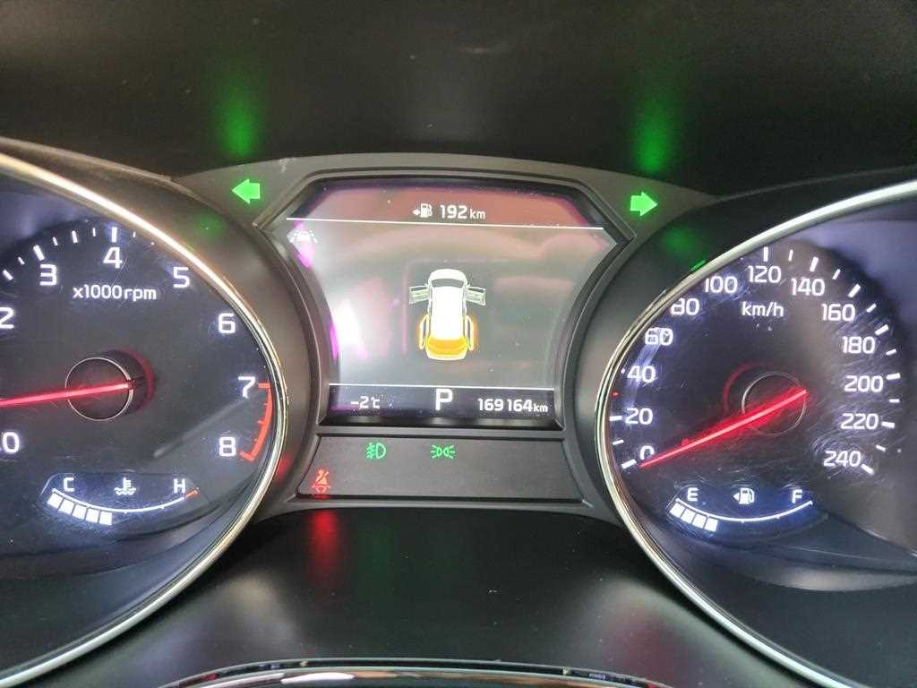 KIA Carnival 2019 Negro - Importación desde Corea - HF Imports Iquique - Foto 13