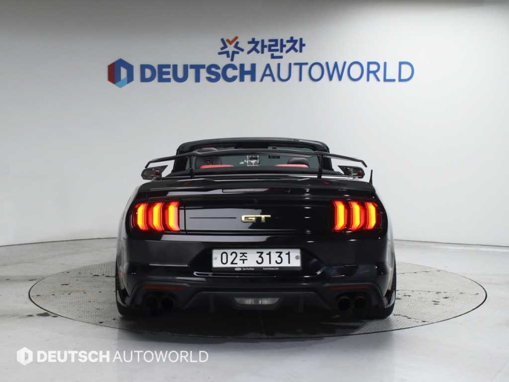 Ford Mustang - Vista 4