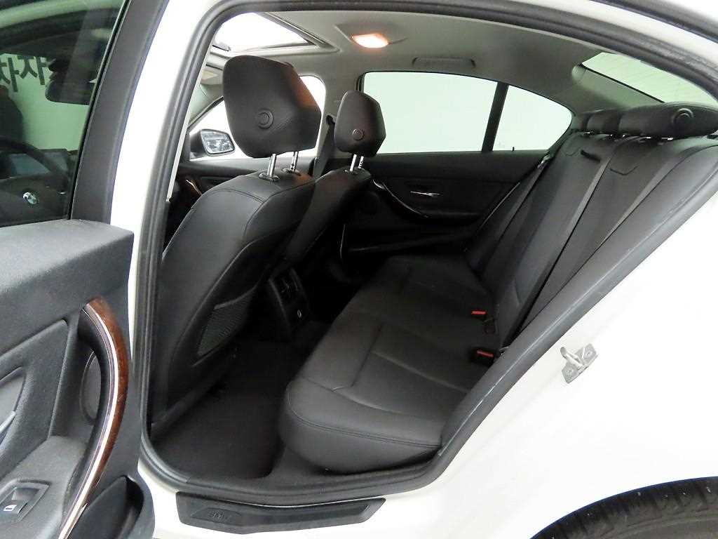 BMW 3 series 2014 Blanco - Importación desde Corea - HF Imports Iquique - Foto 13