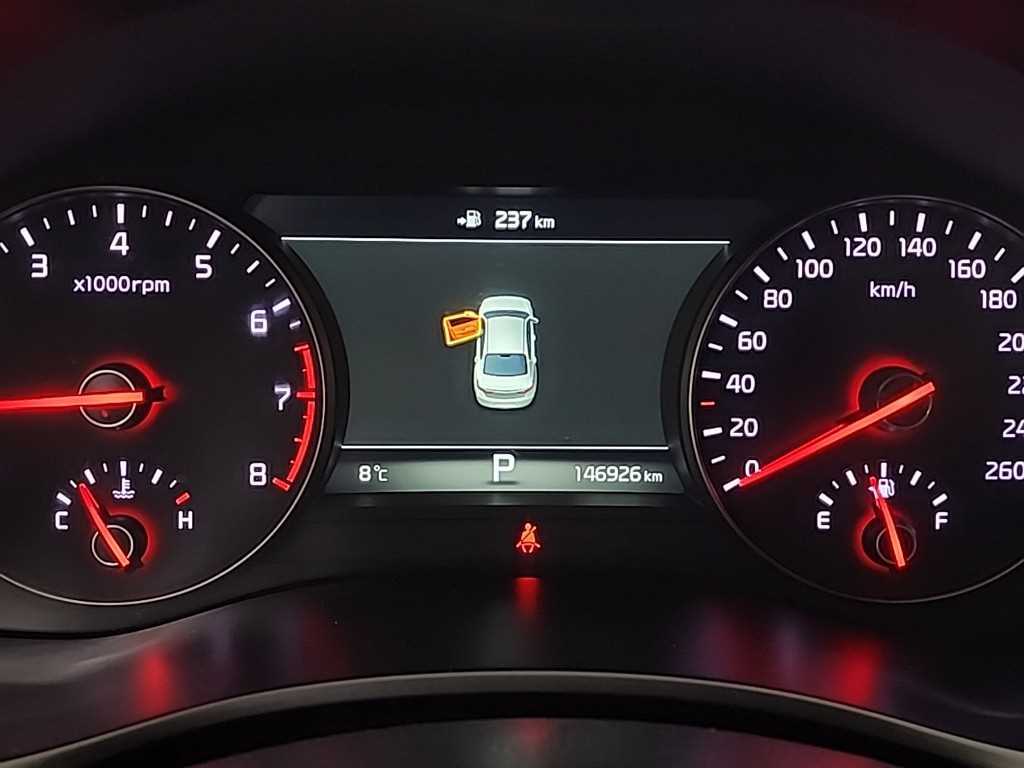 KIA K7 - Vista 6