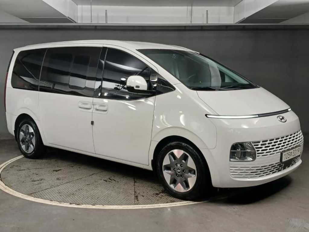 HYUNDAI Staria - Vista 5
