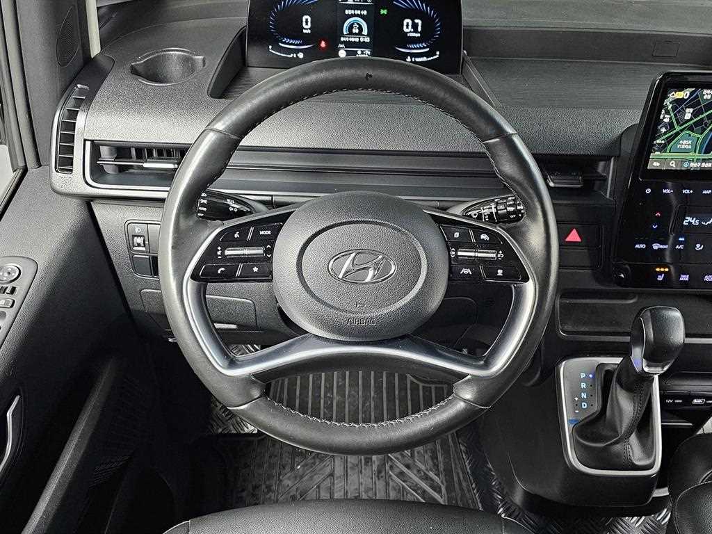 HYUNDAI Staria 2022 Gris - Importación desde Corea - HF Imports Iquique - Foto 13