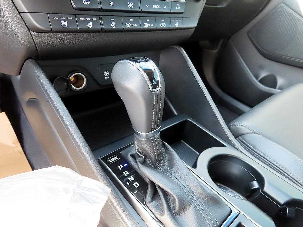 HYUNDAI Tucson - Vista 11