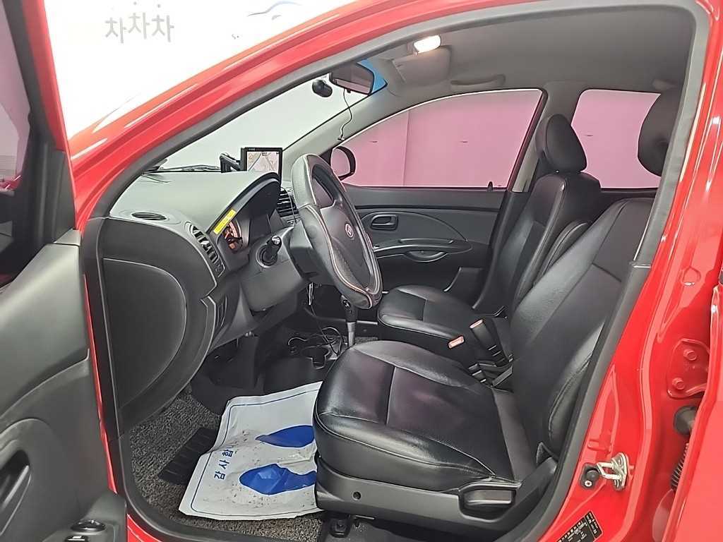 KIA Morning - Vista 11