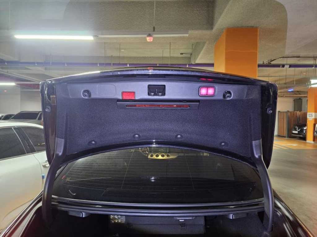 Mercedes Benz E class - Vista 11