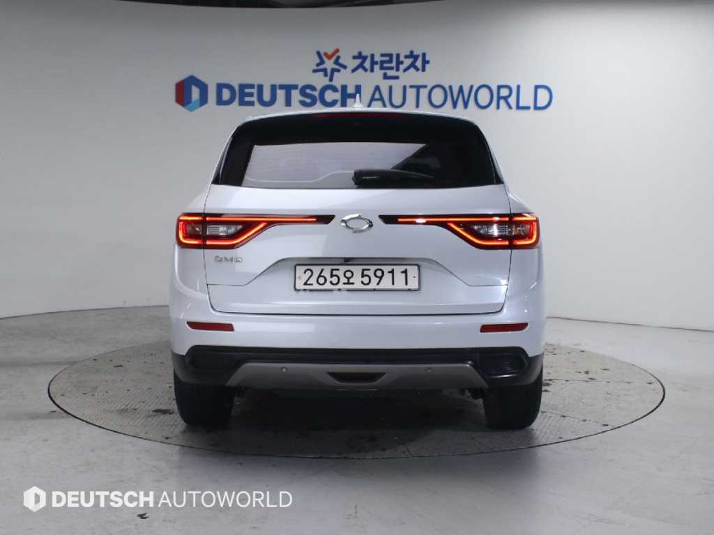 SAMSUNG QM6 - Vista 4