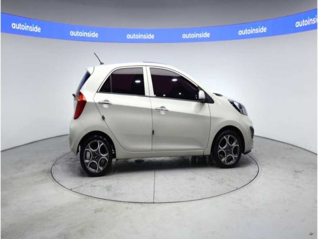 KIA Morning - Vista 4