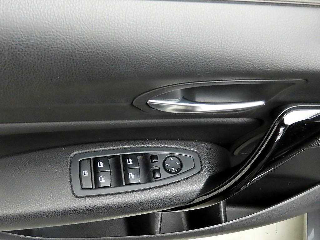 BMW 1 series - Vista 11