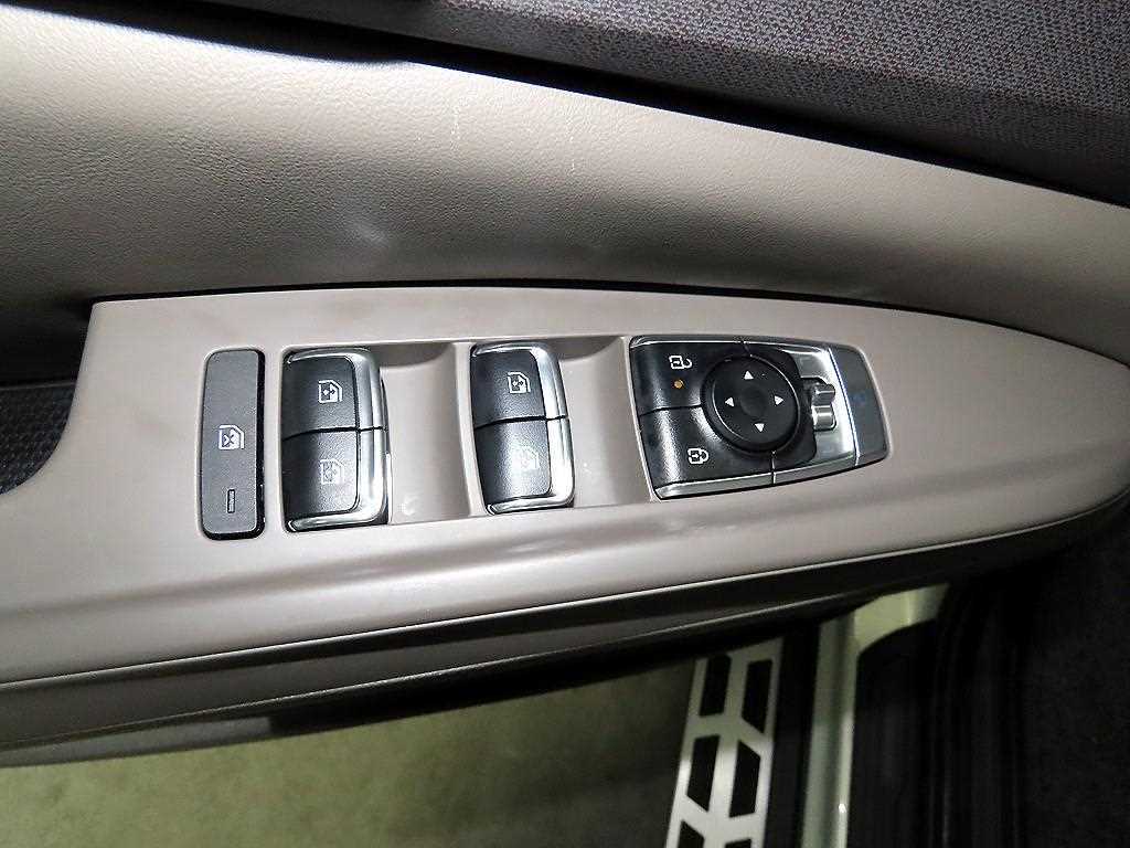 KIA Carnival 2025 Gris - Importación desde Corea - HF Imports Iquique - Foto 13