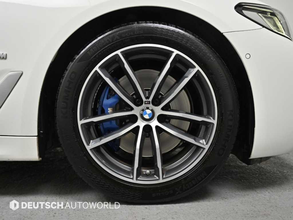 BMW 5 Series - Vista 5