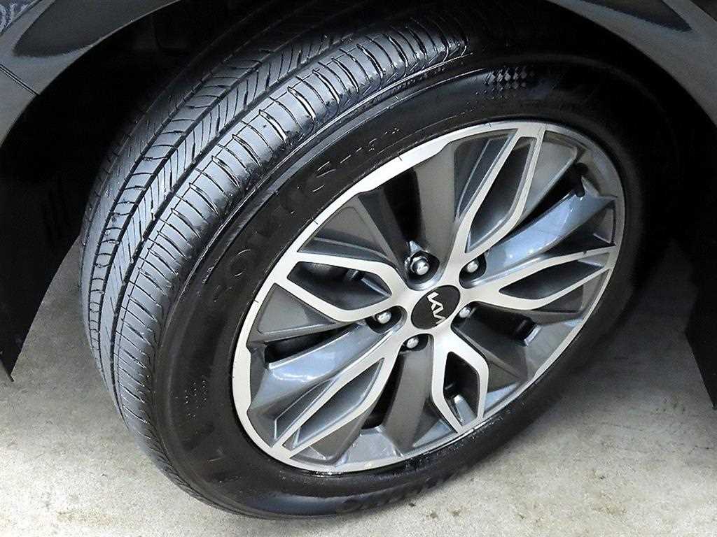 KIA K5 2023 Negro - Importación desde Corea - HF Imports Iquique - Foto 20