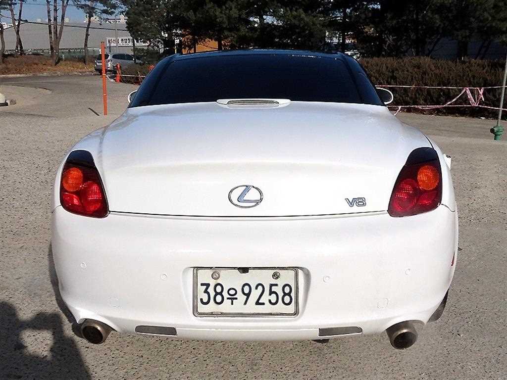 Lexus SC - Vista 4