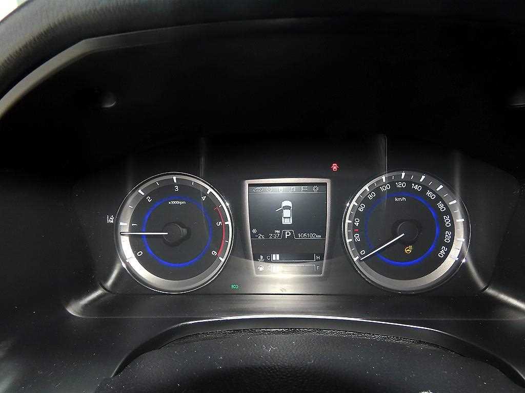 Ssangyong Rexton - Vista 9