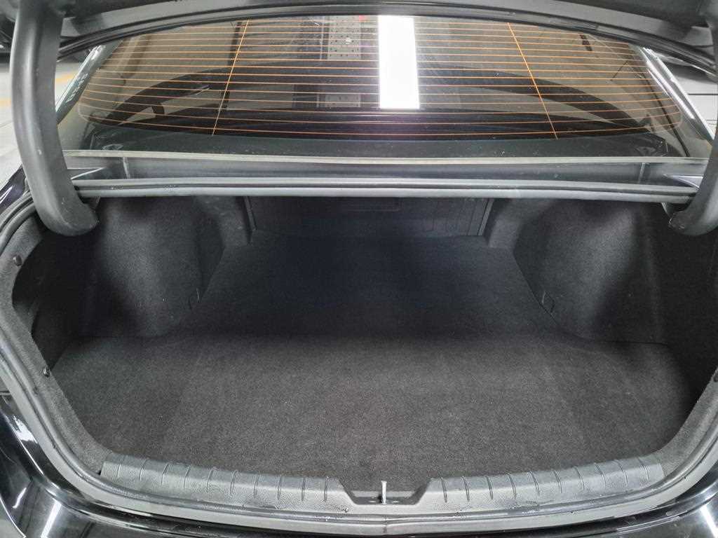 KIA K5 2022 Negro - Importación desde Corea - HF Imports Iquique - Foto 20