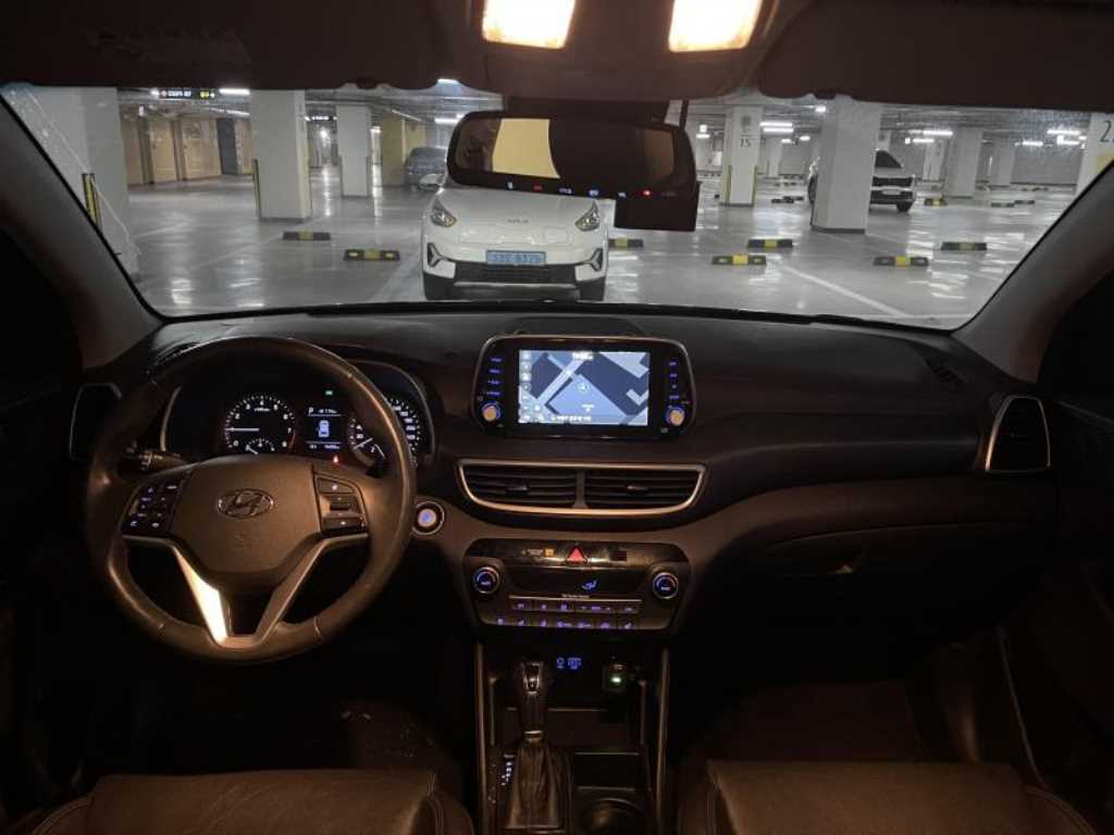 HYUNDAI Tucson - Vista 5