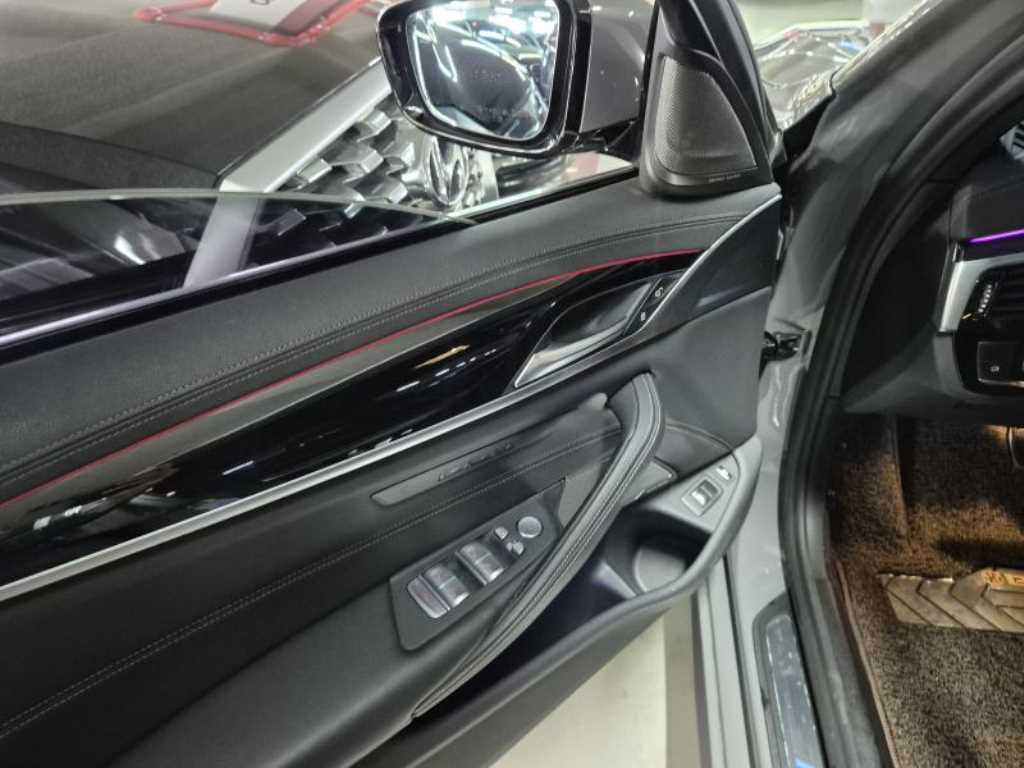 BMW 5 Series 2021 - Importación desde Corea - HF Imports Iquique - Foto 20