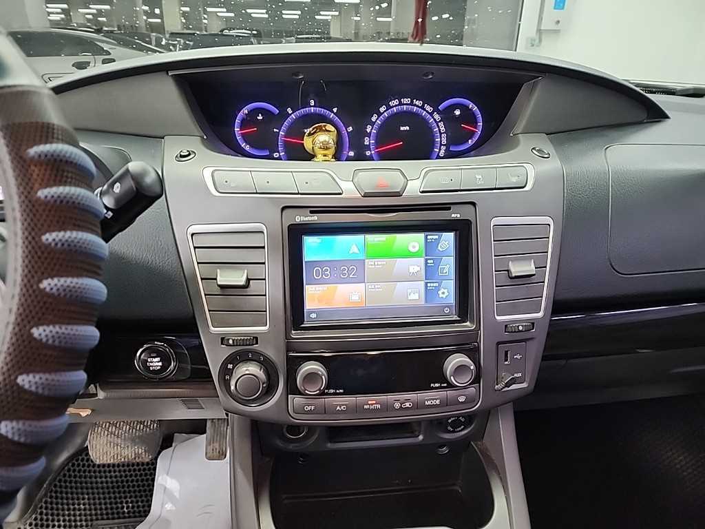 Ssangyong Korando - Vista 10
