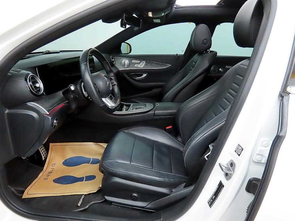 Mercedes Benz E class - Vista 5