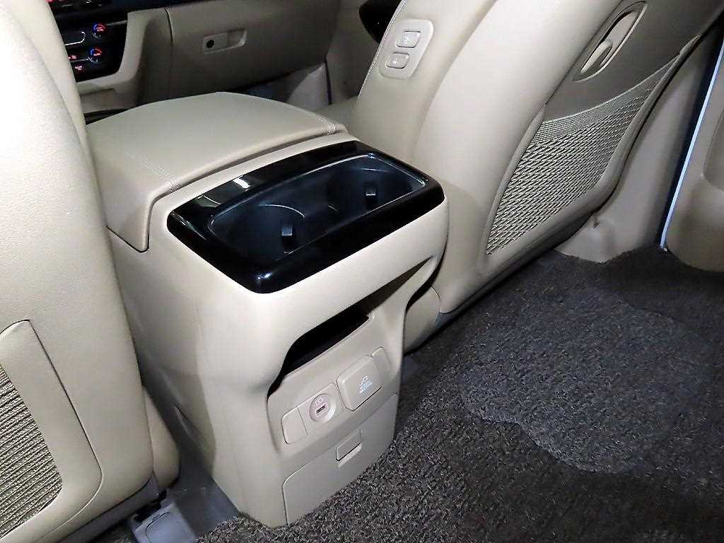 KIA Carnival 2018 - Importación desde Corea - HF Imports Iquique - Foto 15