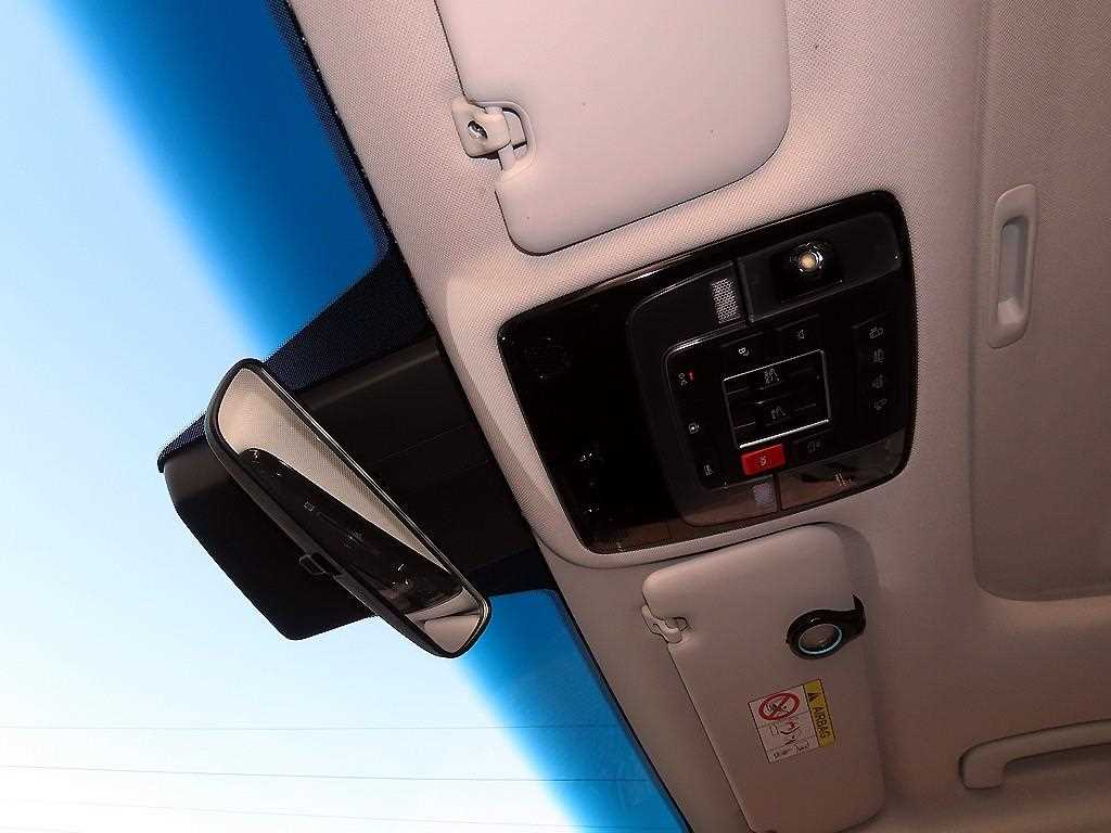 HYUNDAI Staria 2023 Blanco - Importación desde Corea - HF Imports Iquique - Foto 15