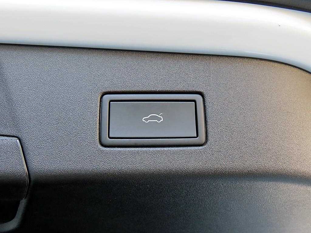 Volkswagen ID.4 2023 Blanco - Importación desde Corea - HF Imports Iquique - Foto 18