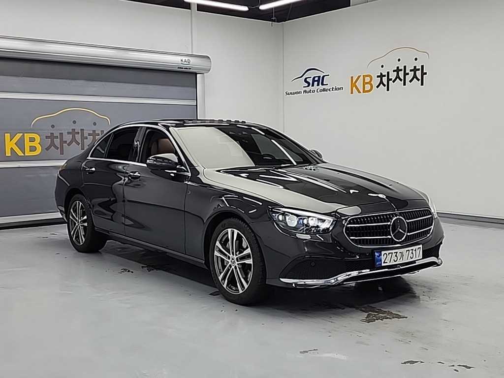 Mercedes Benz E class - Vista 4