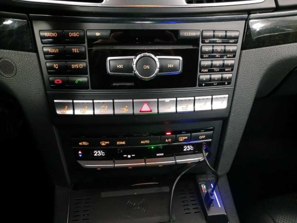 Mercedes Benz E class - Vista 12