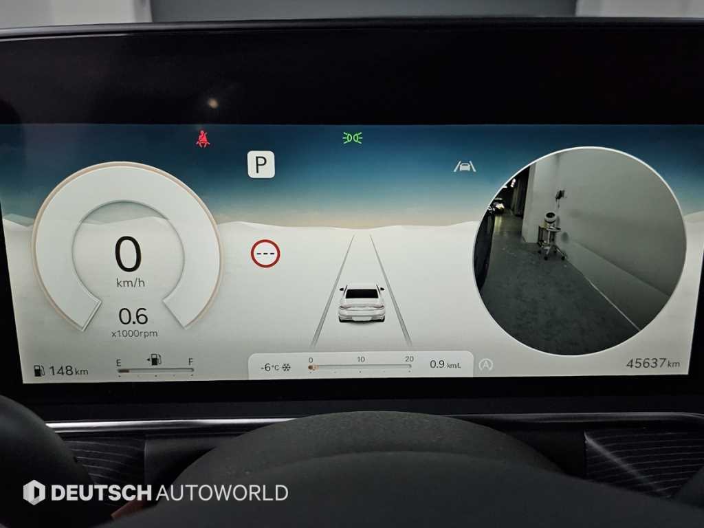 Genesis G90 - Vista 8