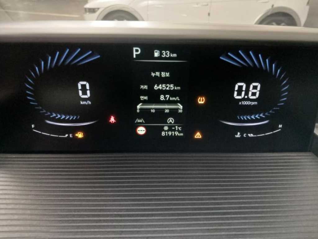 HYUNDAI Staria - Vista 10