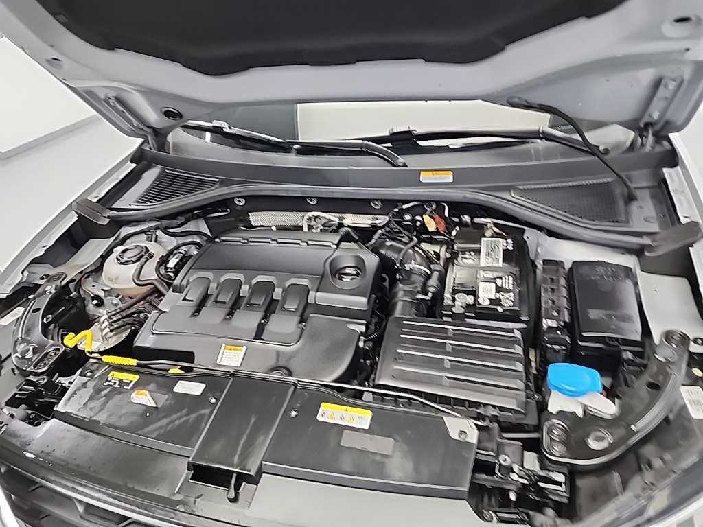 Volkswagen T-Roc - Vista 5