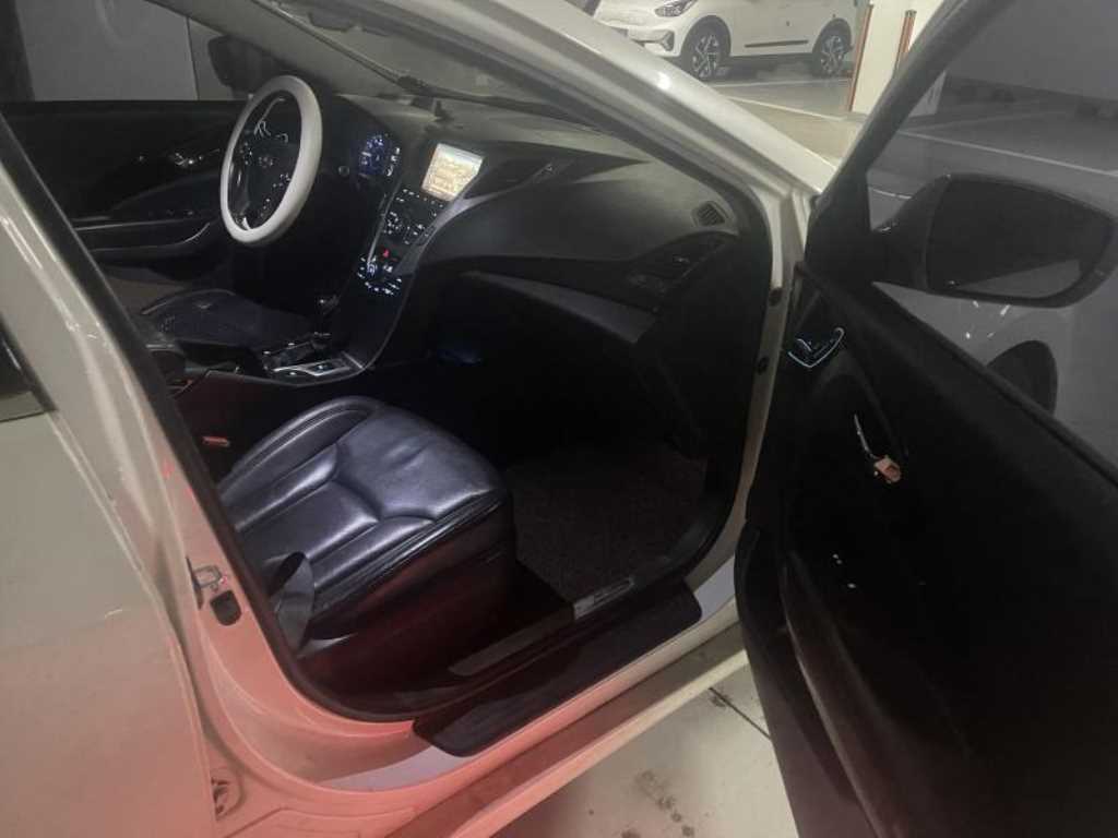 HYUNDAI Grandeur 2014 Blanco - Importación desde Corea - HF Imports Iquique - Foto 15