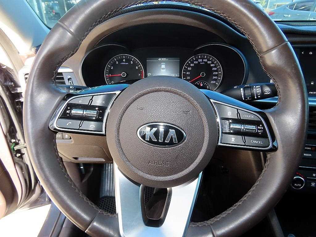 KIA K5 - Vista 8