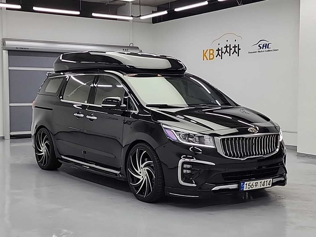 KIA Carnival - Vista 4